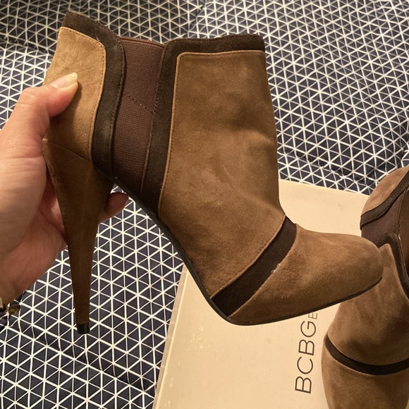 Bcbgeneration Lyons brown/tan suede bootie - Picture 7 of 7